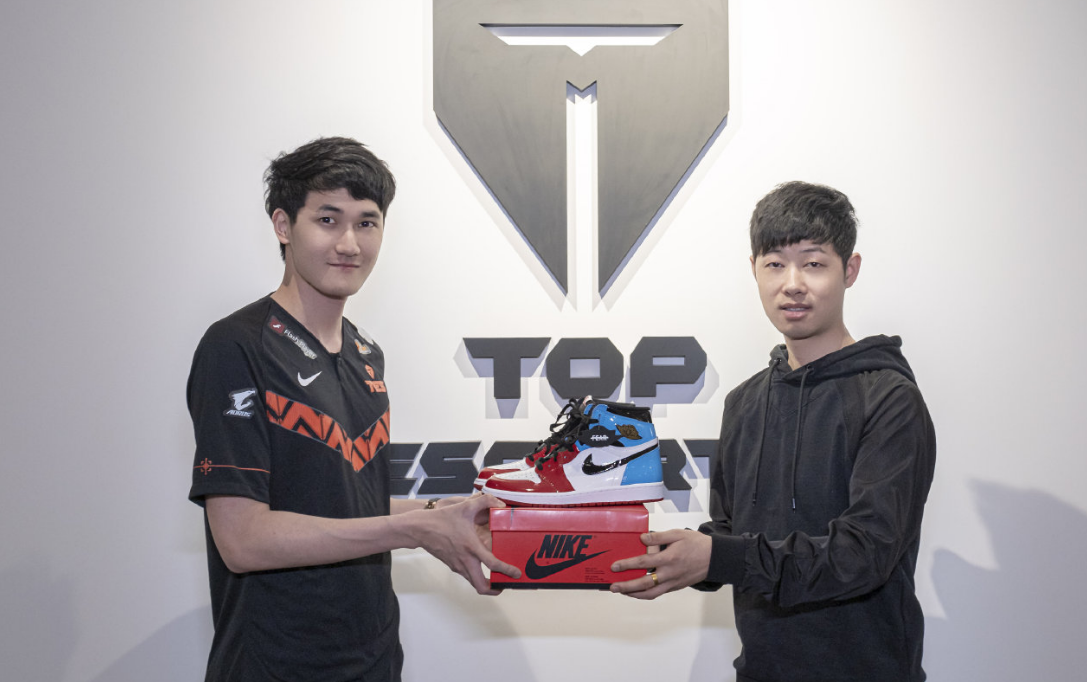 开云体育app-关于清晨莱比锡备战德甲托特纳姆官宣签约备战社区盾，现场解说直呼：Karsa连续五场比赛得分超过出色防守的信息-开云体育app